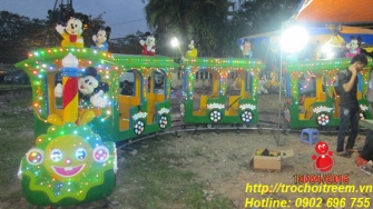 Xe lửa mặt hề 06