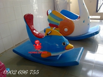 Bập bênh cá heo 03